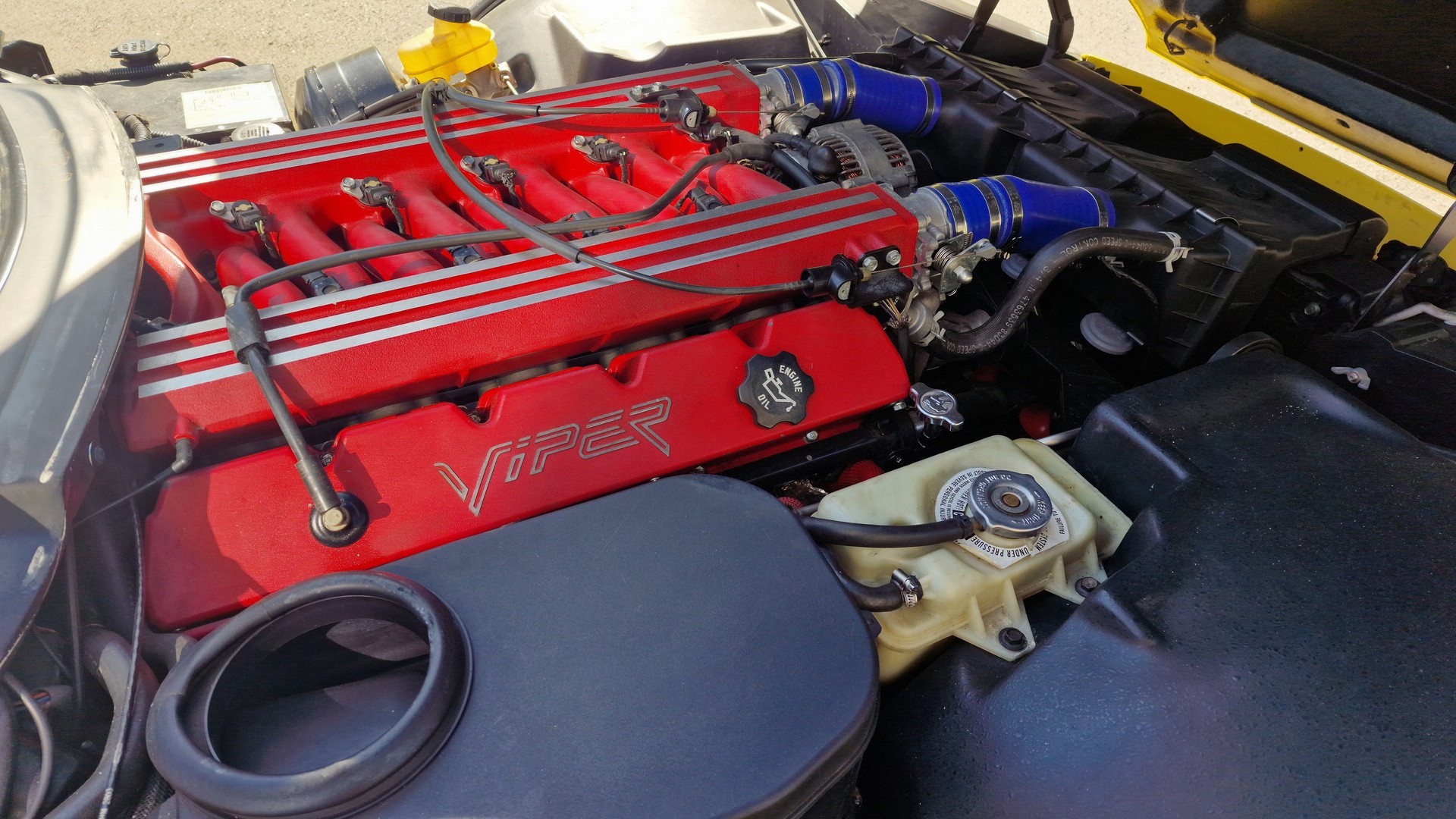 DODGE VIPER-image-17
