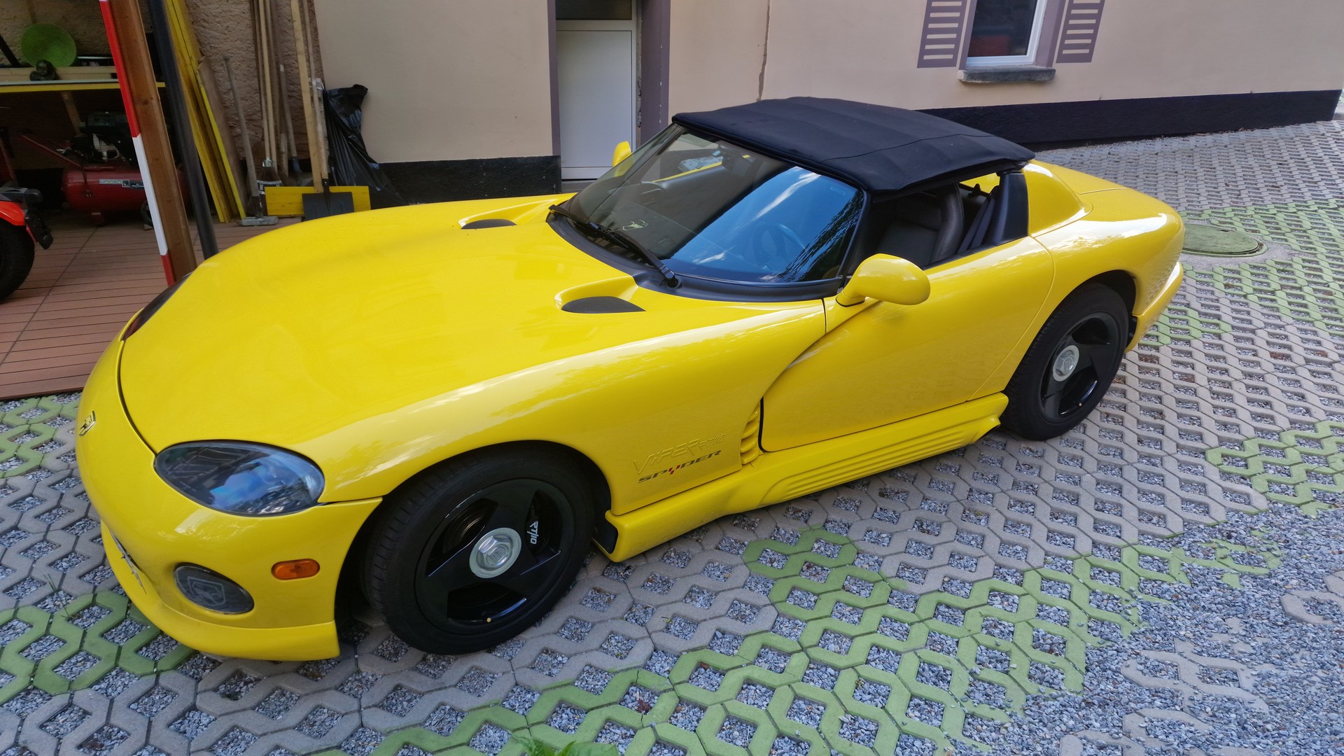 DODGE VIPER-image-9