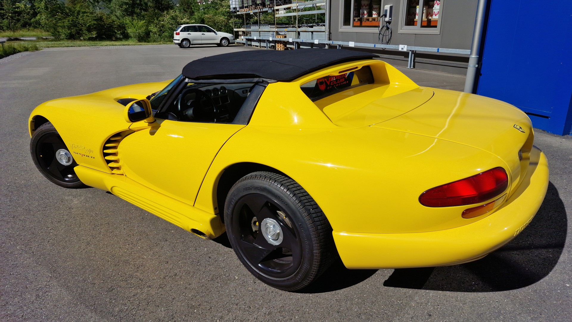 DODGE VIPER-image-13