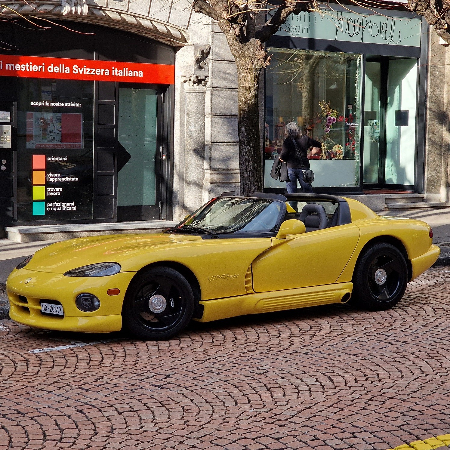 DODGE VIPER