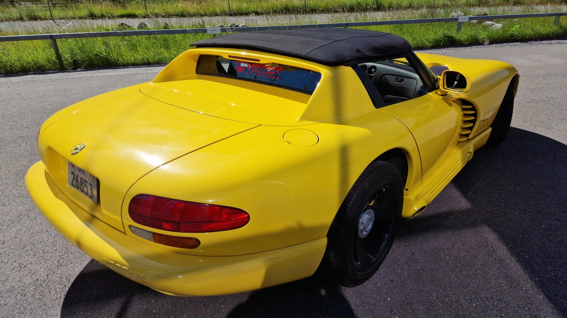DODGE VIPER-image-14