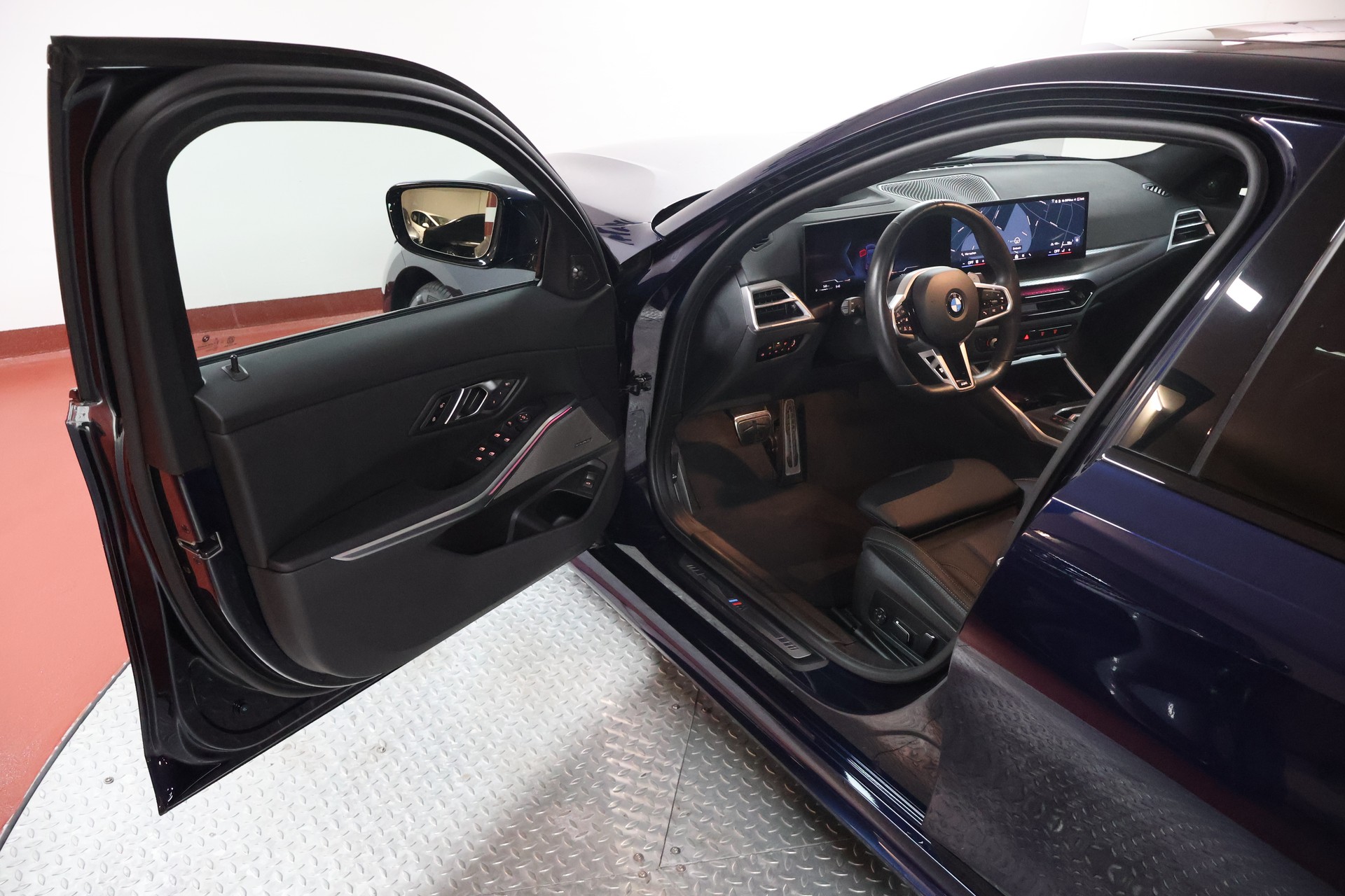BMW 320d xDrive 48V Steptronic M Sport Pro-image-5