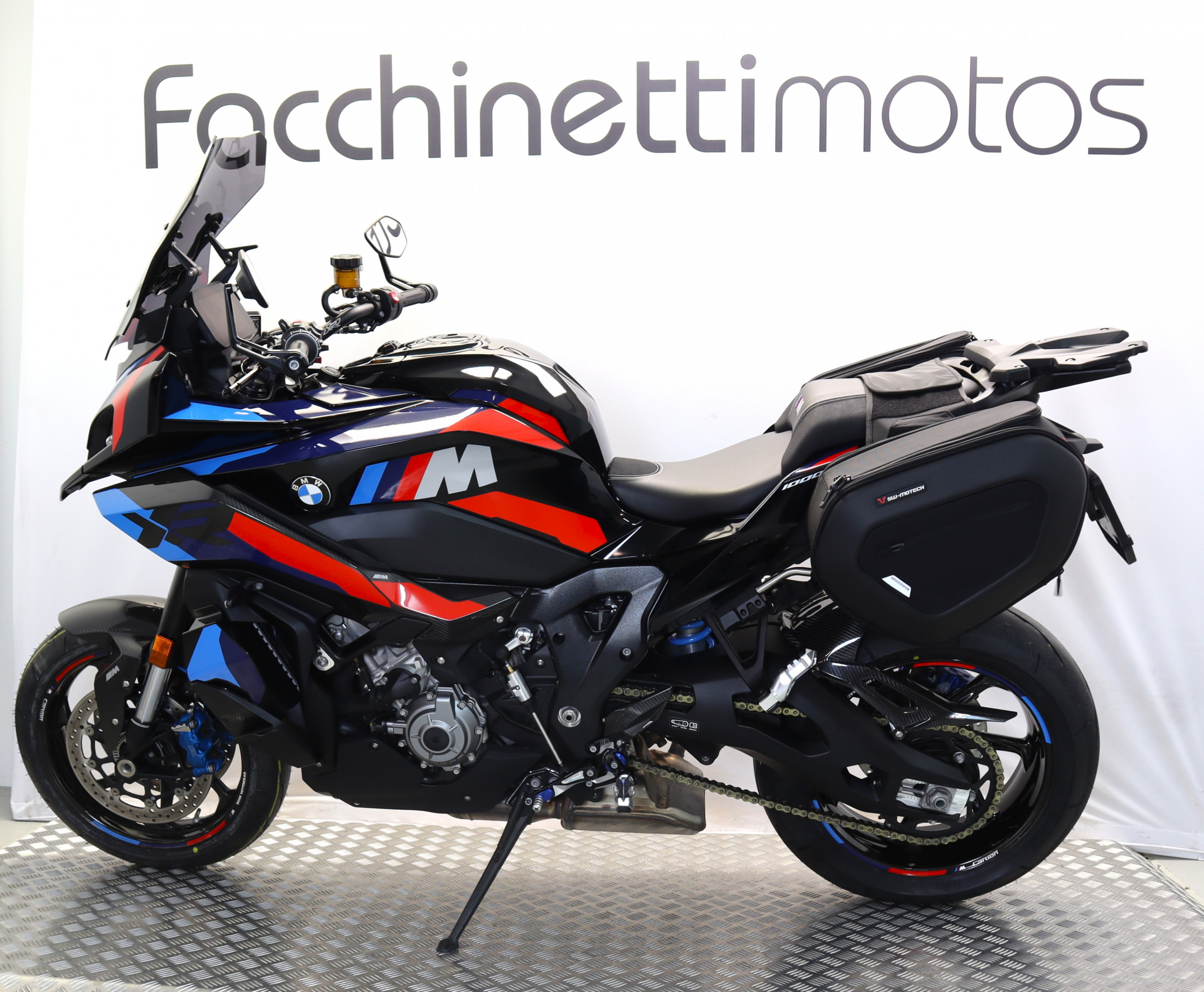 BMW M 1000 XR Competition Services inclus 3 ans/30 000 km - jusqu'au 17 /07/-image-2