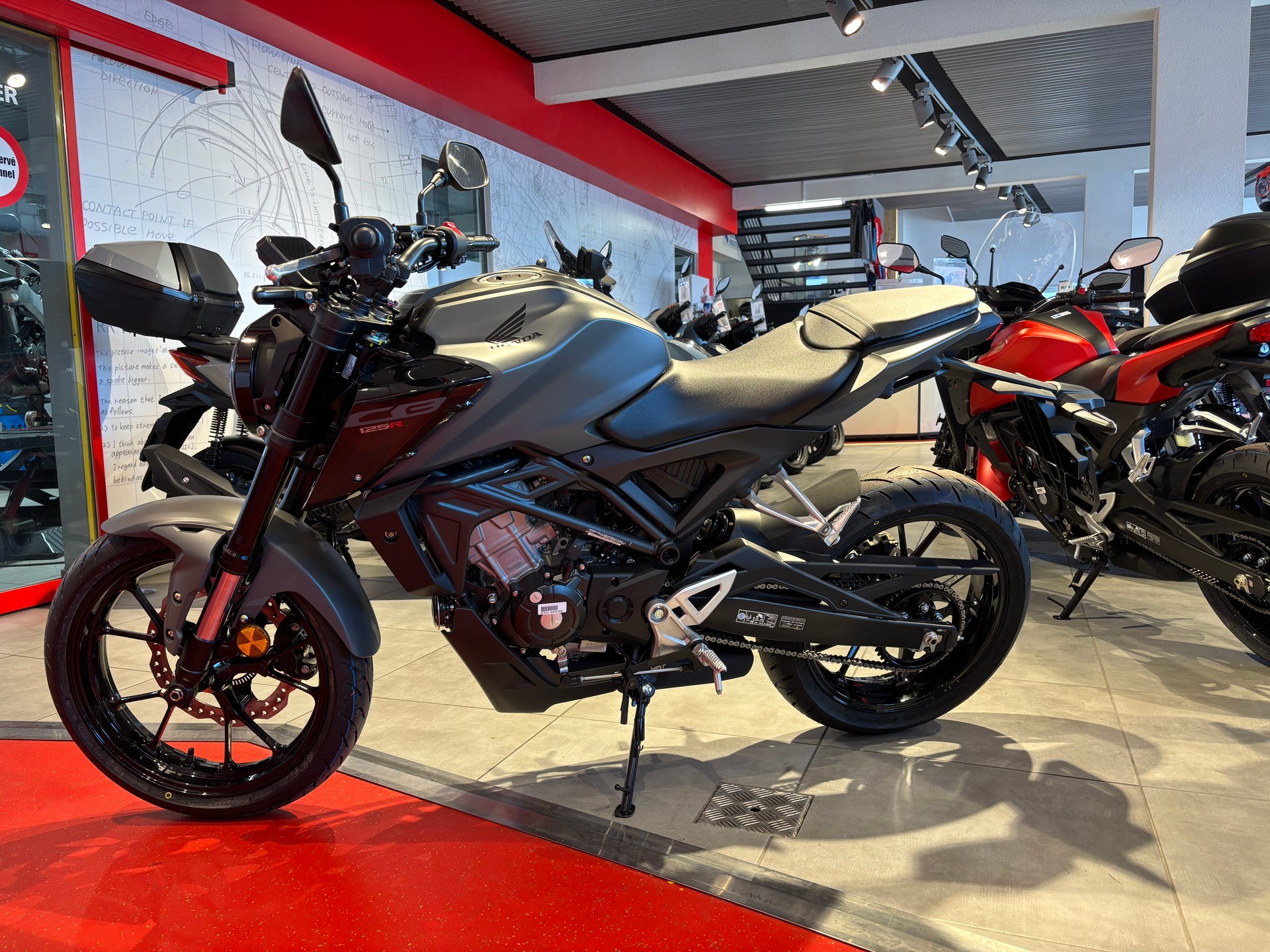 HONDA CB 125 R-image-1