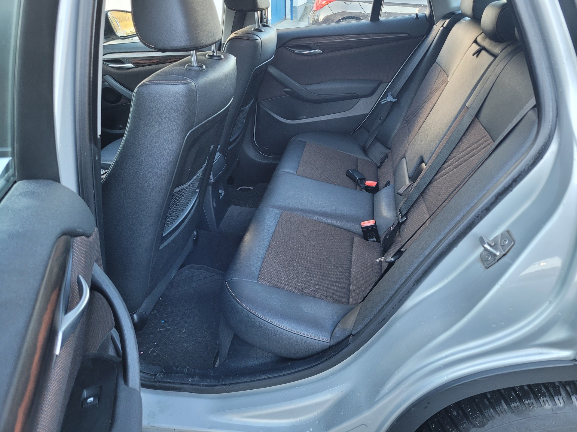 BMW X1 xDrive 20d xLine Steptronic-image-11