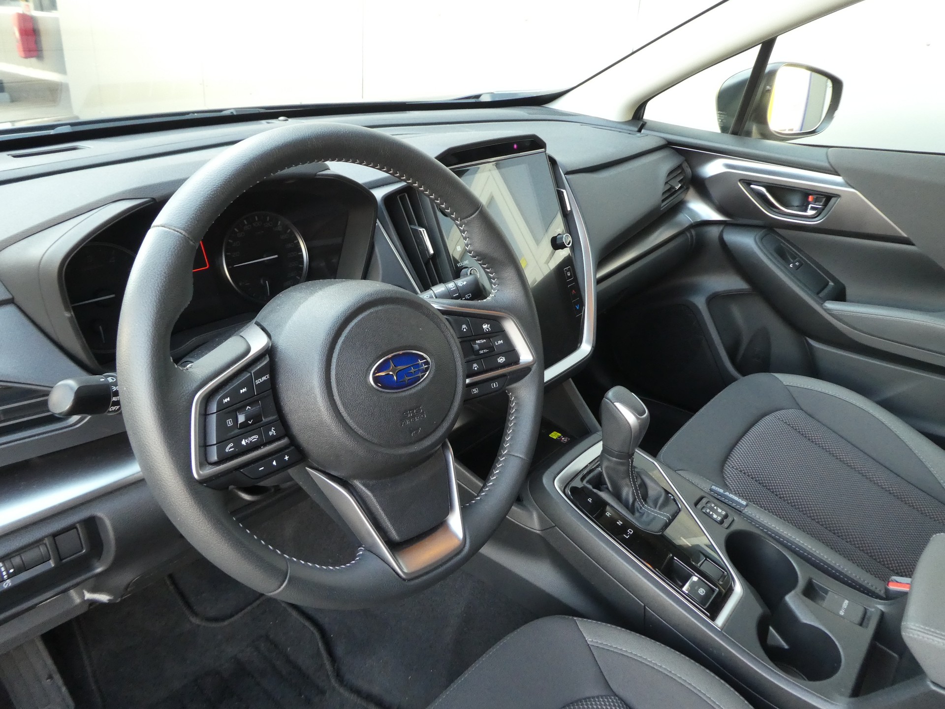 SUBARU Impreza 2.0 e-Boxer Swiss Plus AWD Lineartronic-image-4