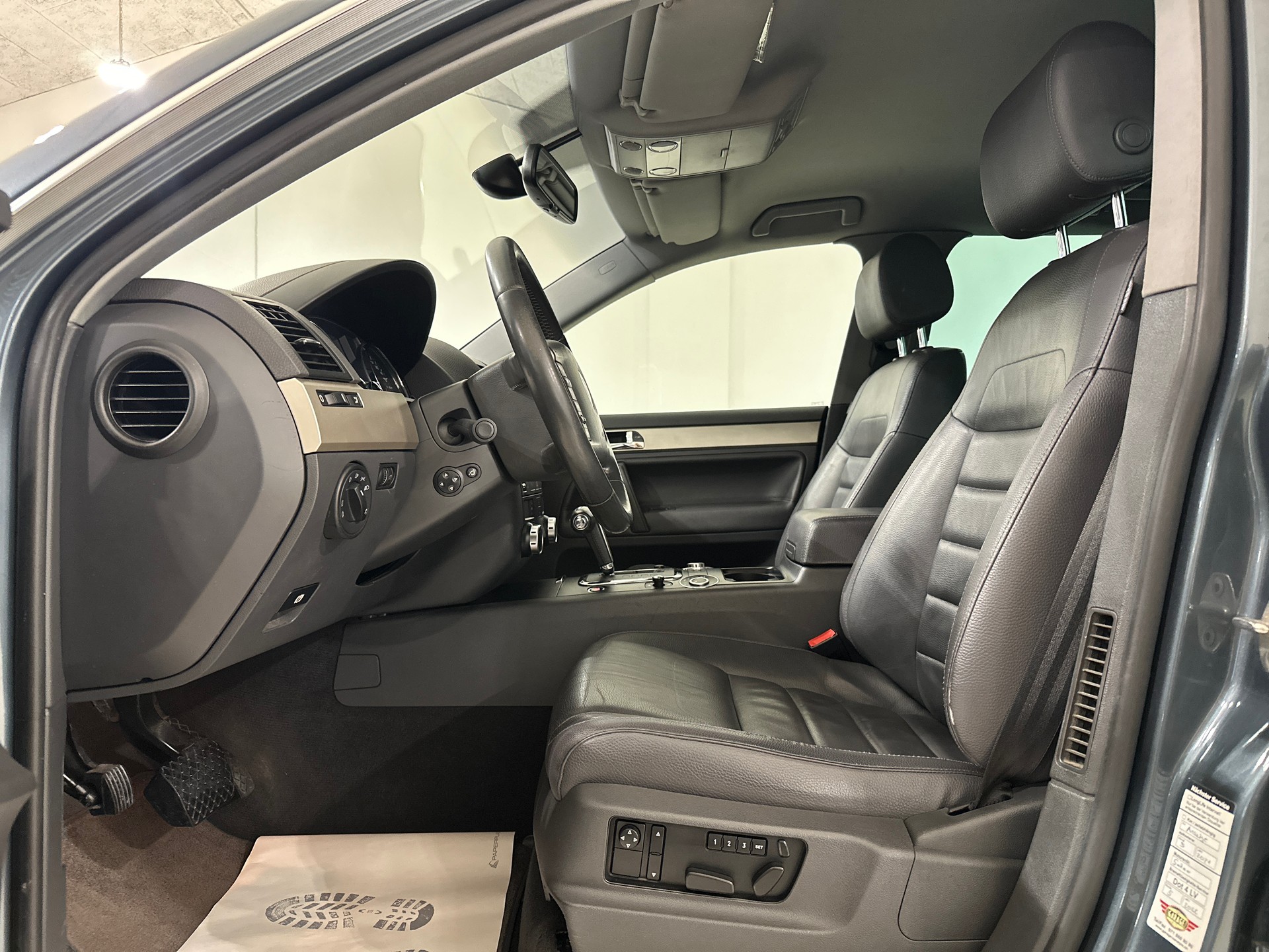 VW Touareg 3.0 TDI-image-10
