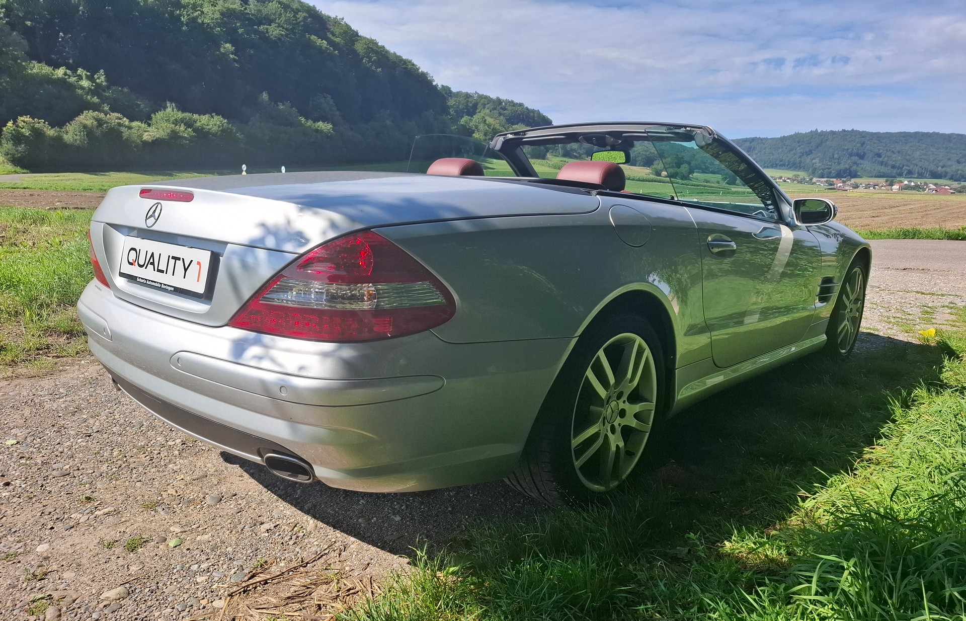 MERCEDES-BENZ SL 350 7G-Tronic-showroom-element-3