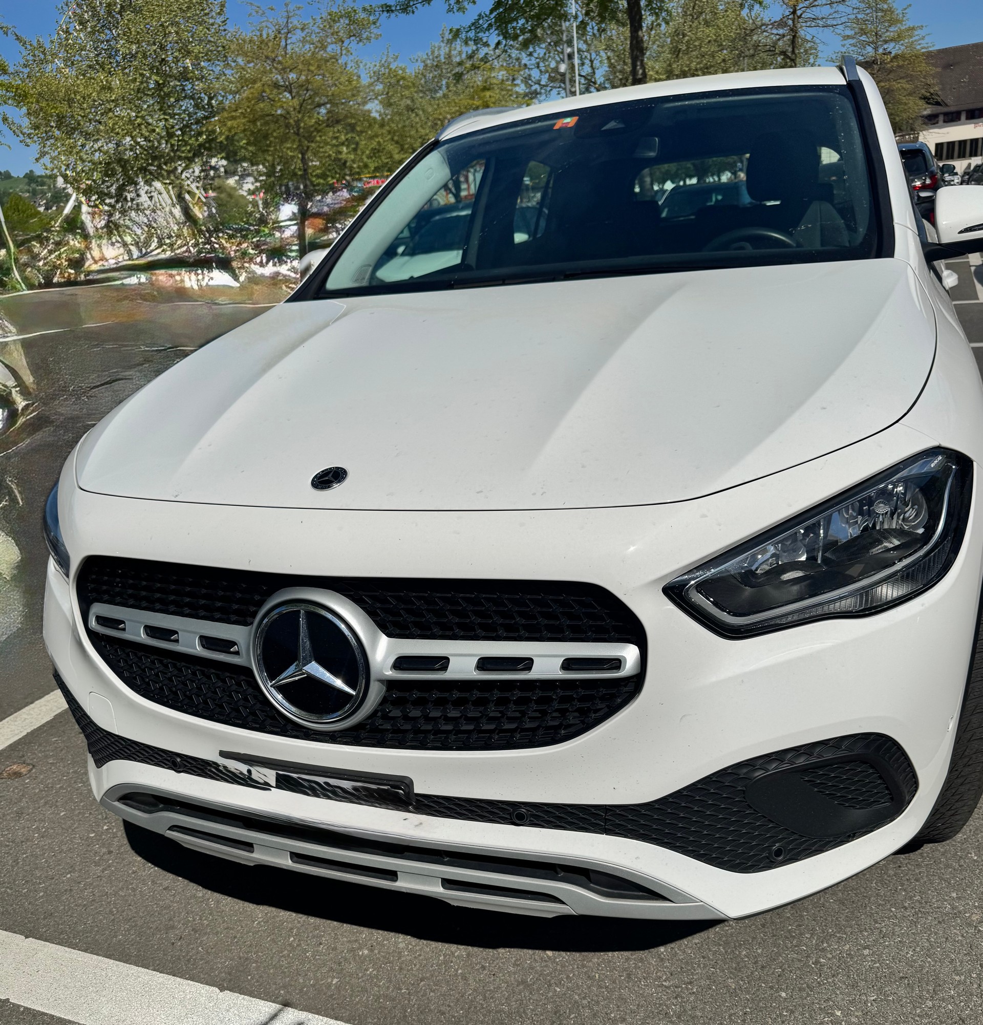 MERCEDES-BENZ GLA 200