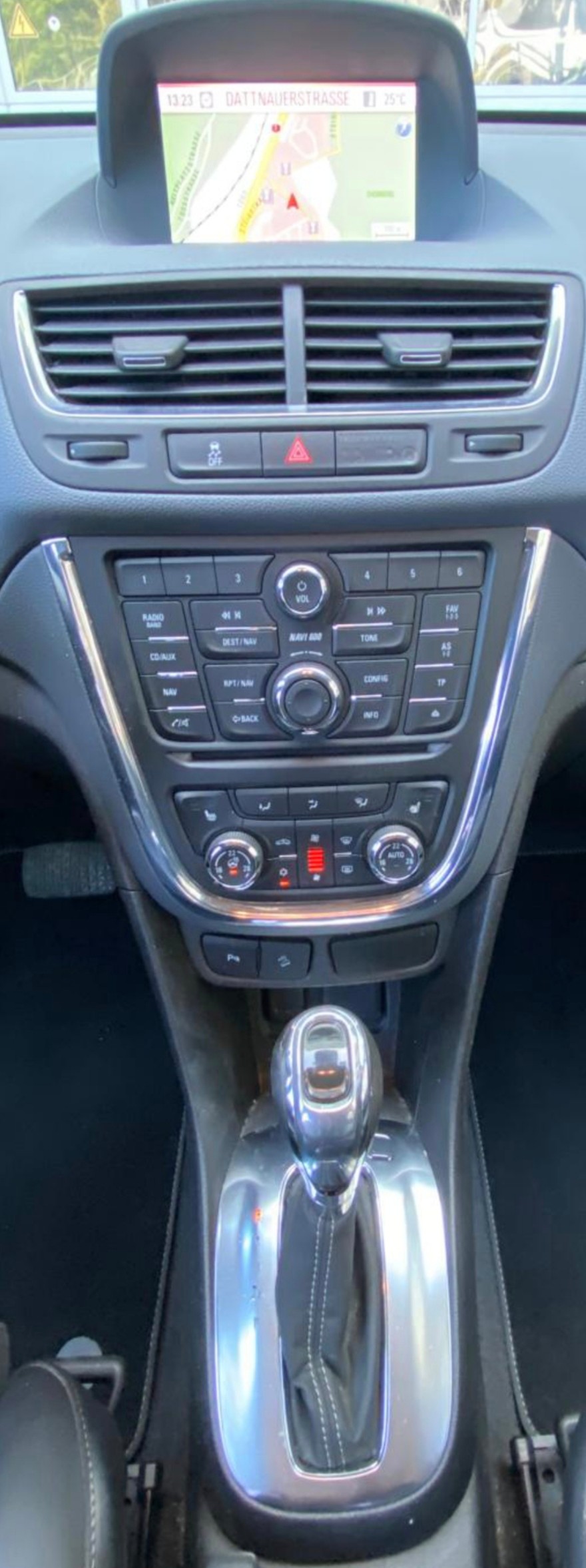 OPEL Mokka 1.7 CDTi Cosmo 2WD Automatic-image-8