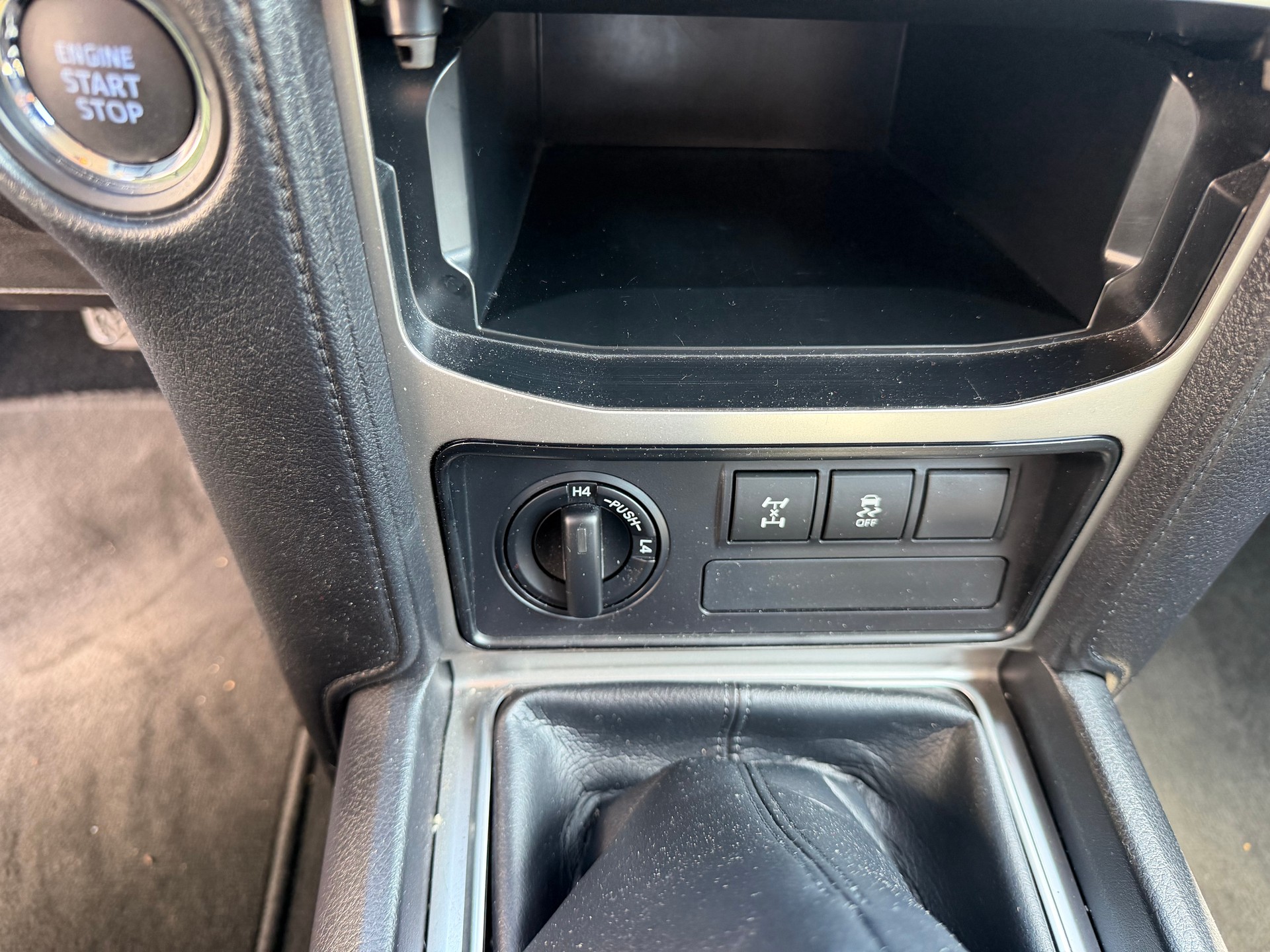 TOYOTA Land Cruiser 2.8TD 231 CV BOITE MANUEL-image-27