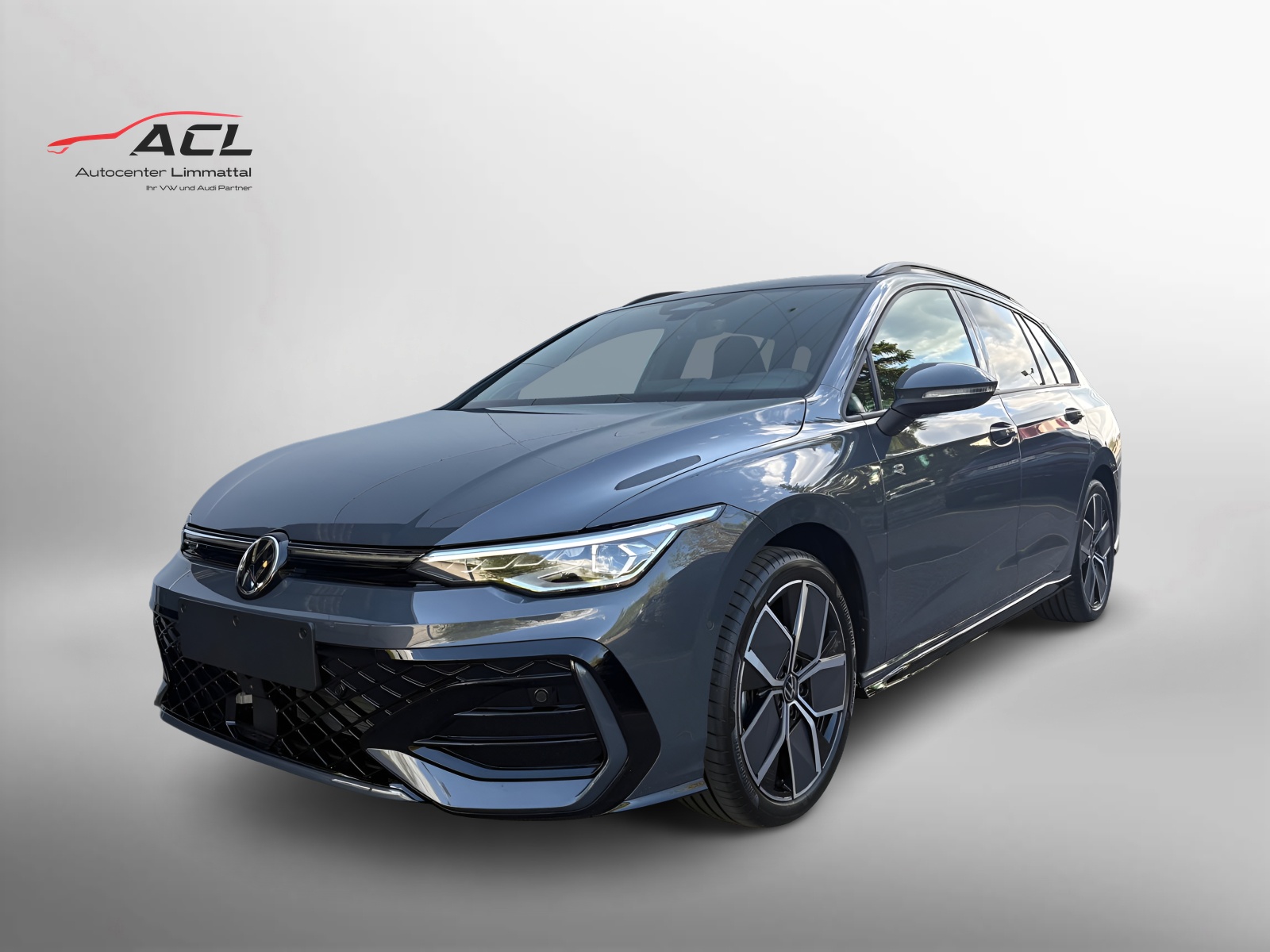 VW Golf Variant R-Line 2.0TSI 204PS 4Motion DSG