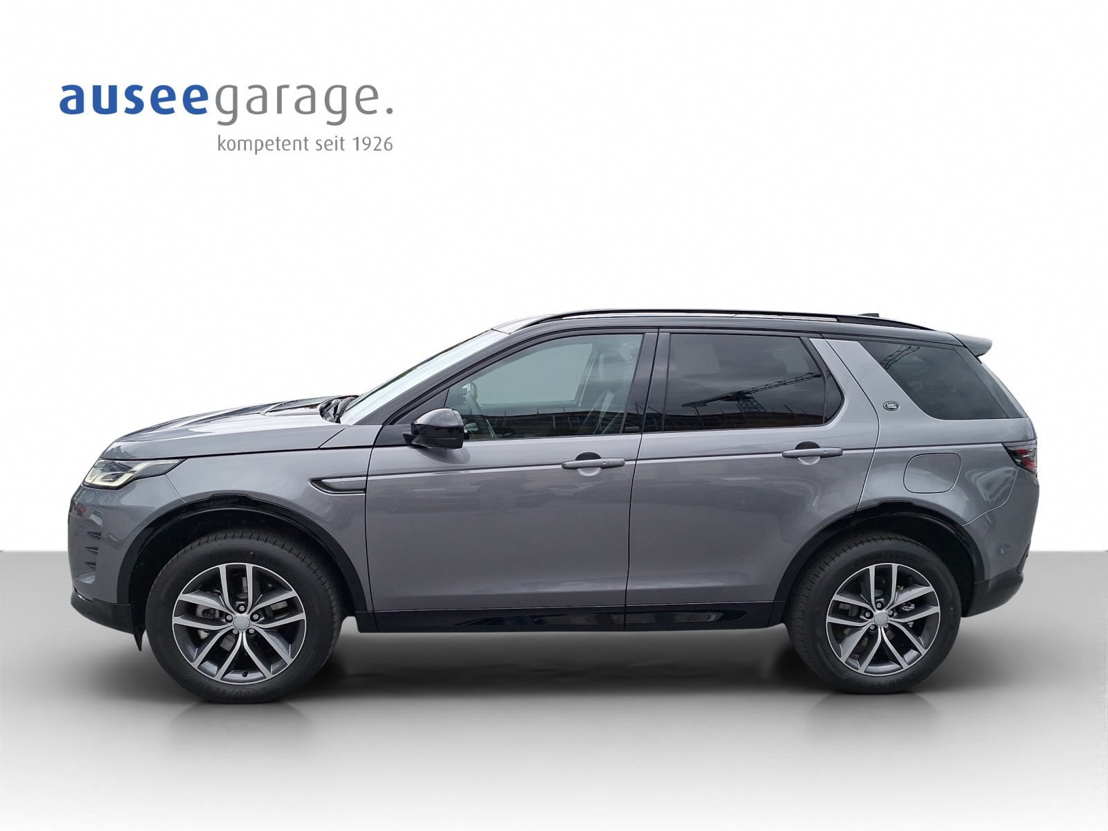 LAND ROVER Discovery Sport 1.5 T 300e Dynamic SE-showroom-element-1