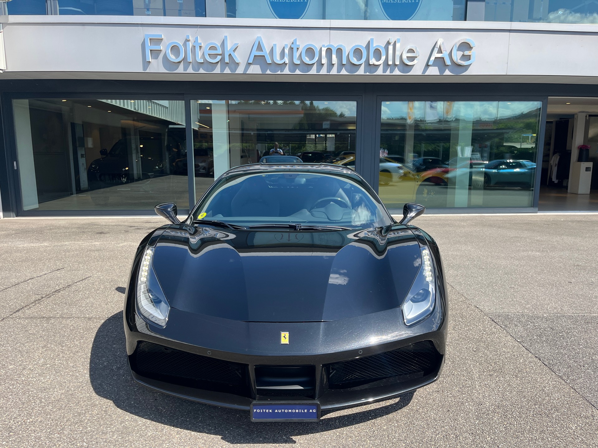 FERRARI 488 GTB-image-8