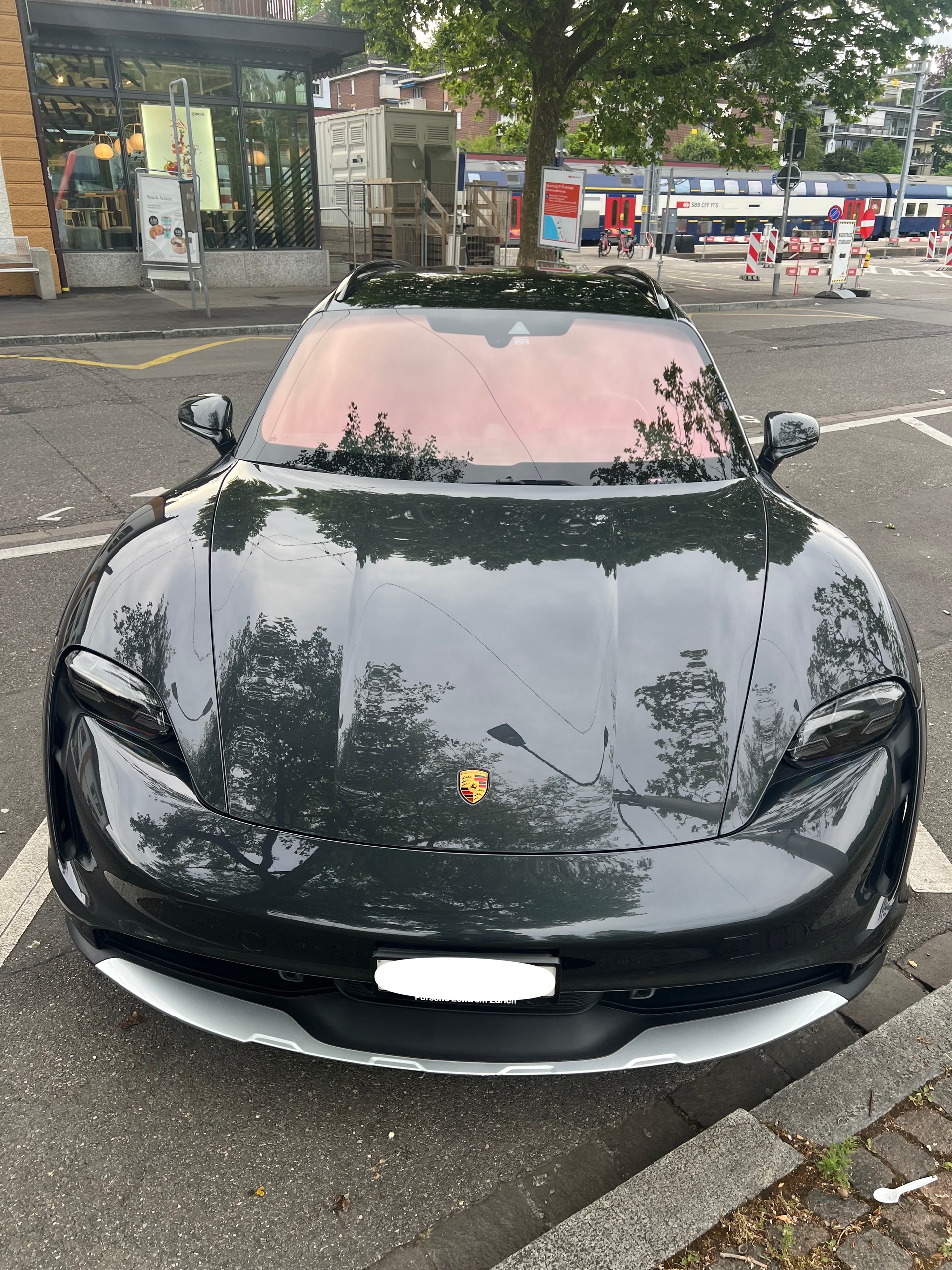 PORSCHE 4S-image-5