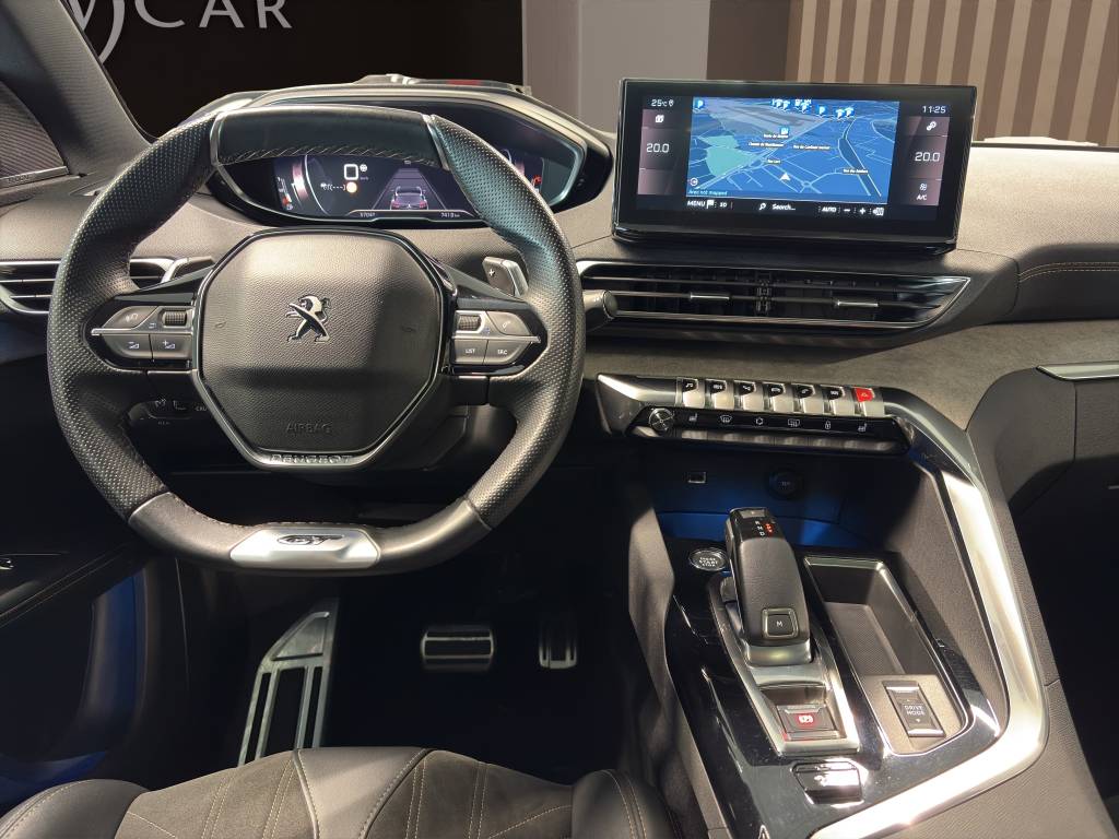 PEUGEOT 5008 1.6 Pure Tech GT Pack EAT8-image-4