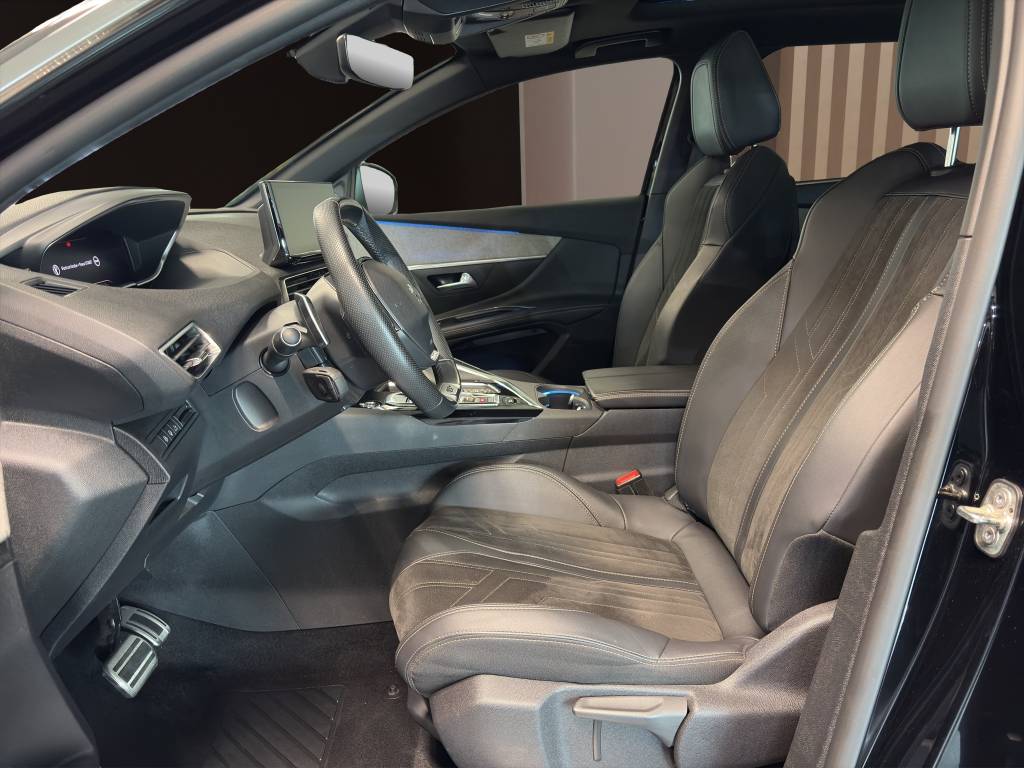PEUGEOT 5008 1.6 Pure Tech GT Pack EAT8-image-5