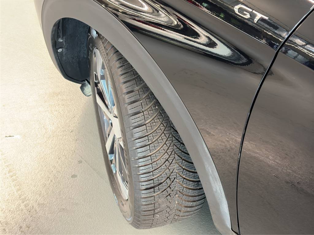 PEUGEOT 5008 1.6 Pure Tech GT Pack EAT8-image-12