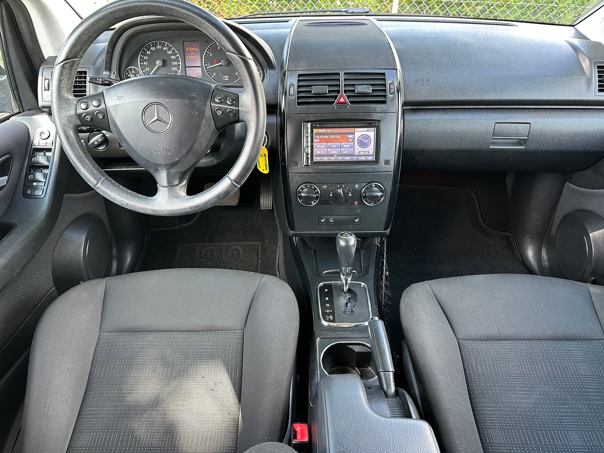 MERCEDES-BENZ A 160 (150) Avantgarde Autotronic-image-5