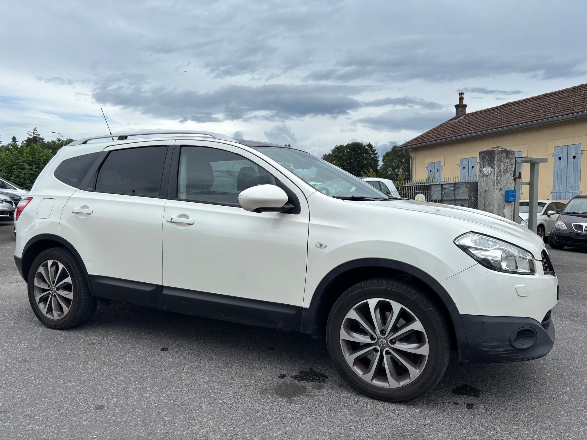 NISSAN Qashqai +2 2.0 4WD acenta-showroom-element-2