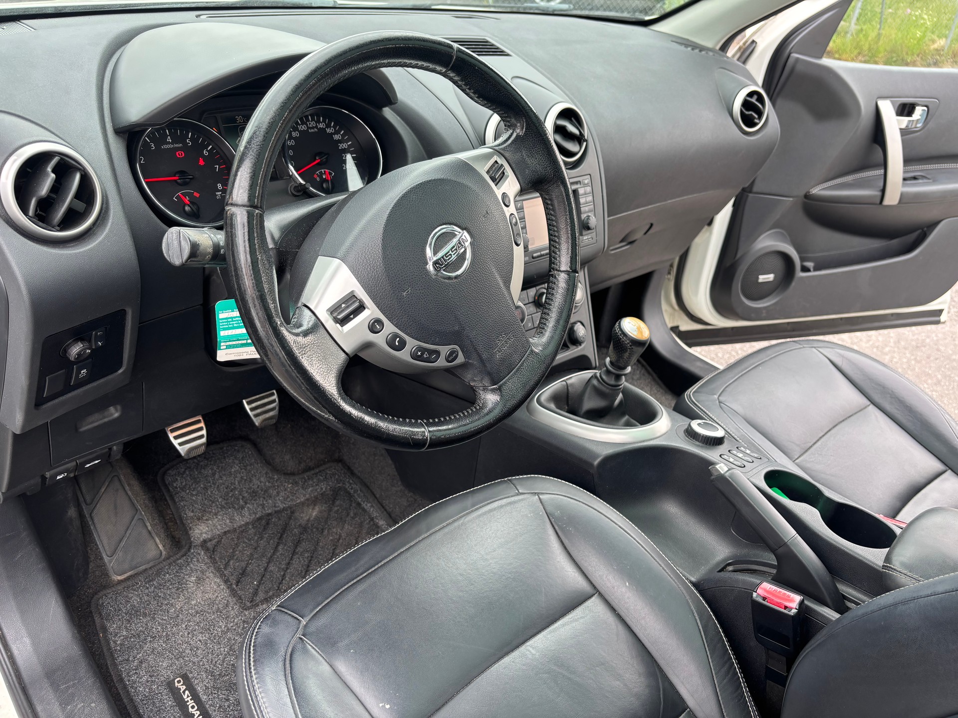 NISSAN Qashqai +2 2.0 4WD acenta-image-9