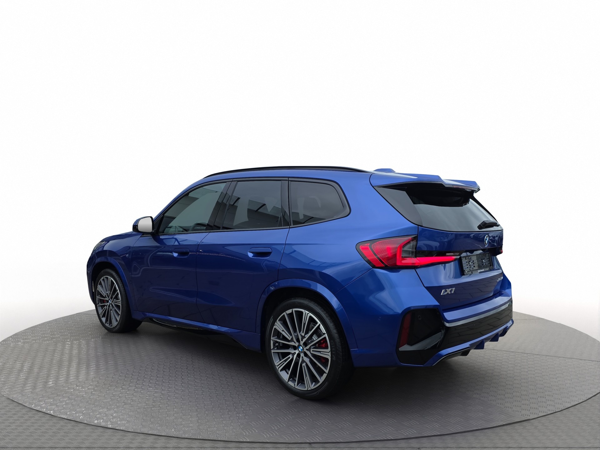 BMW iX1 xDrive 30 M Sport Pro-image-5