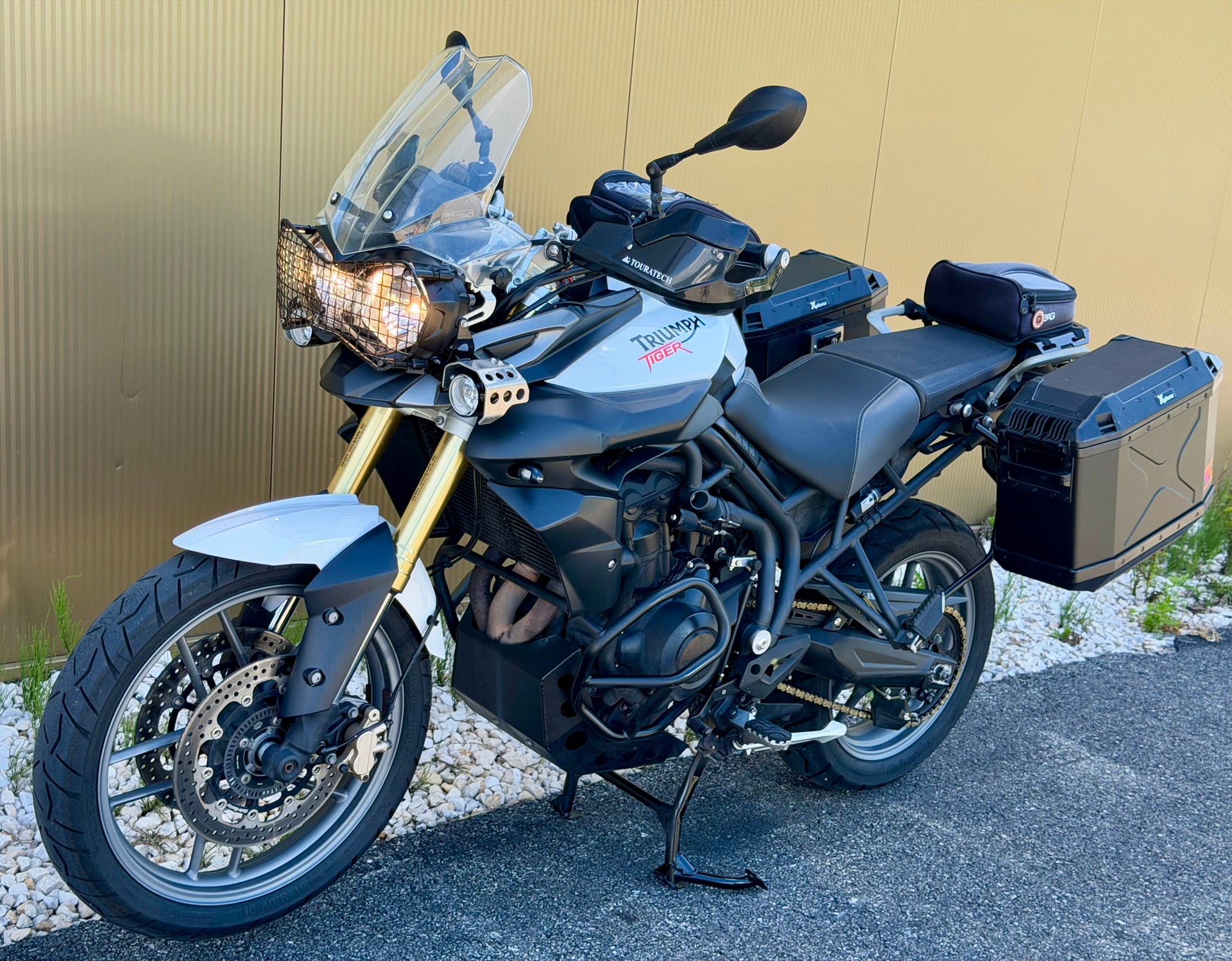 TRIUMPH Tiger 800 ABS-image-9