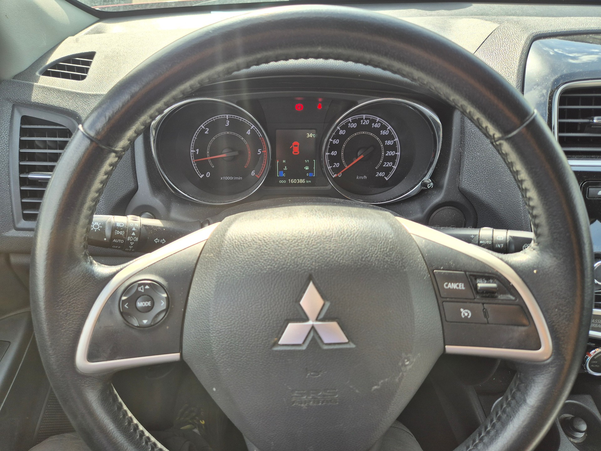 MITSUBISHI ASX 1.8 DID Invite 4WD-image-13