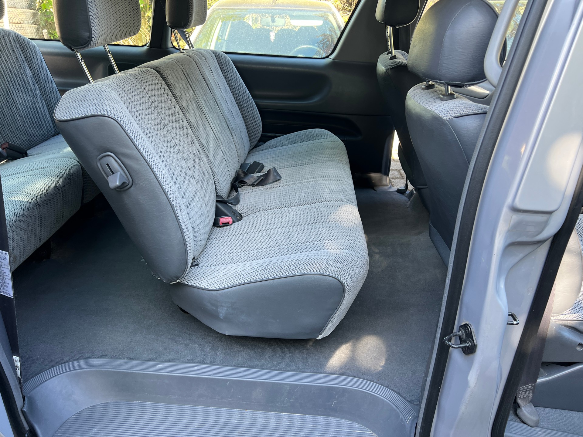 TOYOTA Previa XE 4x4-image-6