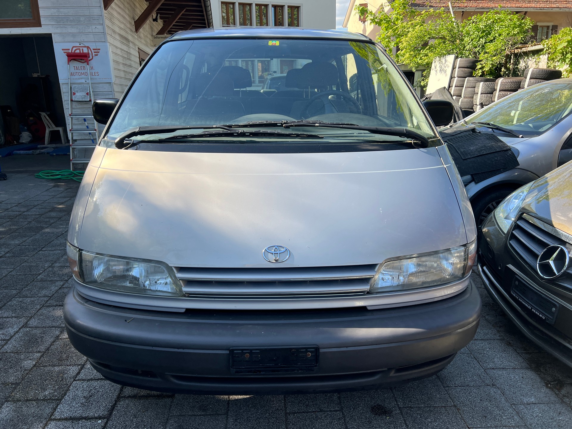 TOYOTA Previa XE 4x4-image-13