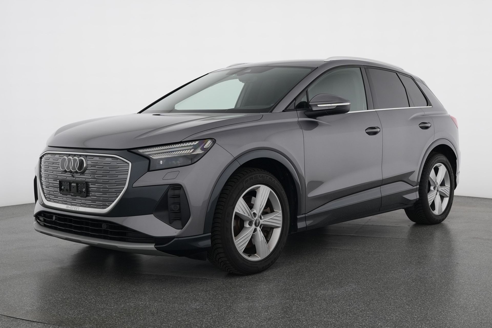 AUDI Q4 e-tron 50 quattro