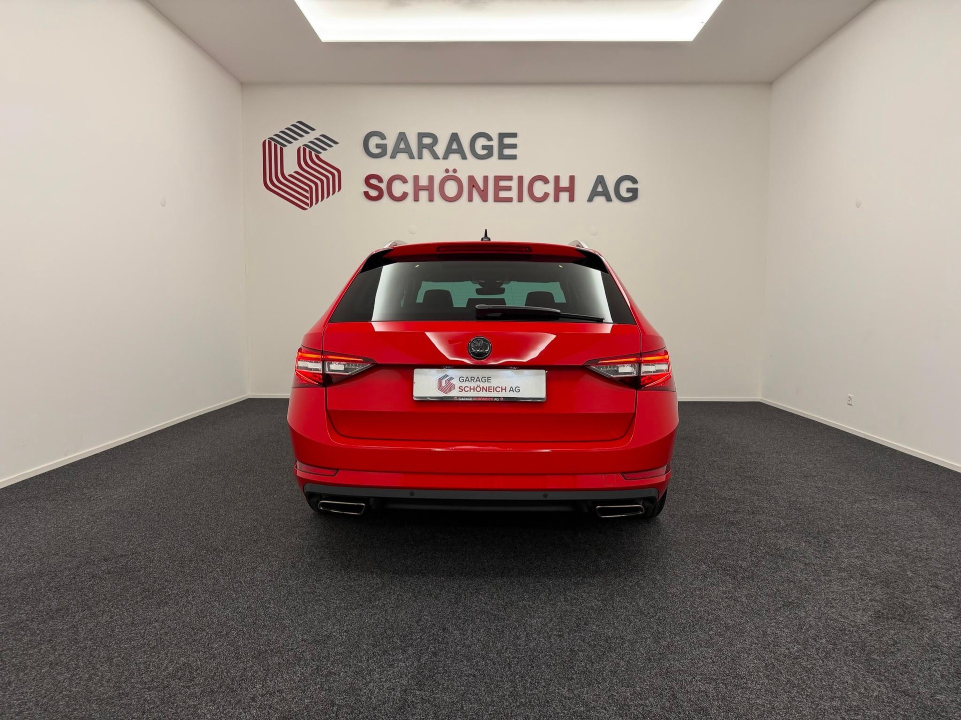 SKODA Superb Combi 2.0 TSI 280 Style 4x4 DSG-image-4