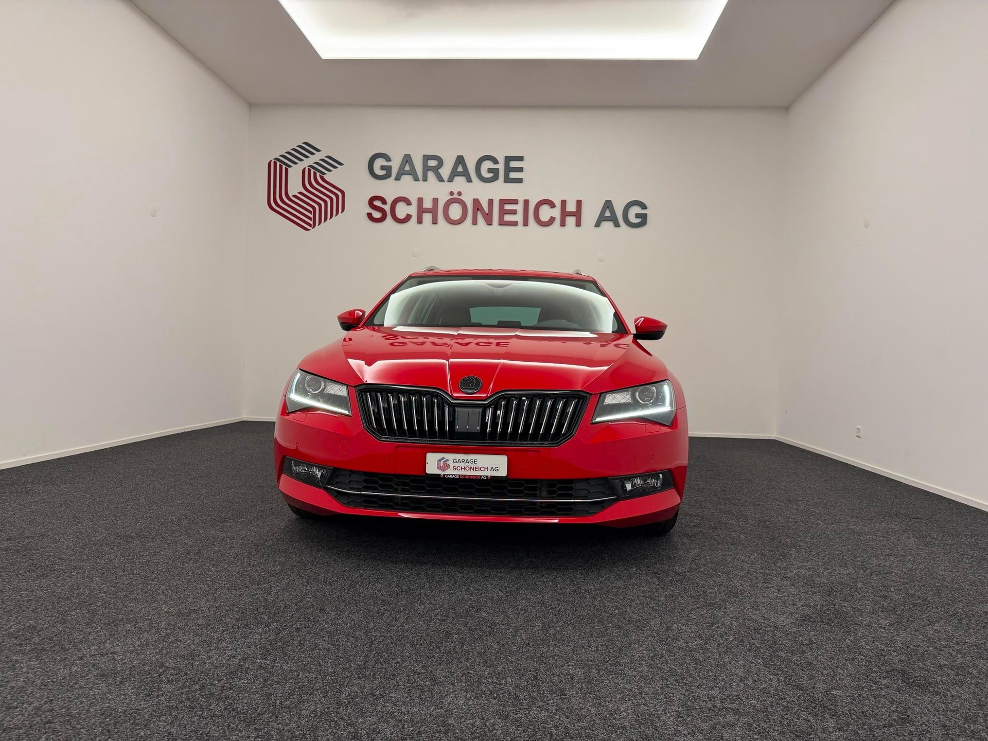 SKODA Superb Combi 2.0 TSI 280 Style 4x4 DSG-showroom-element-1