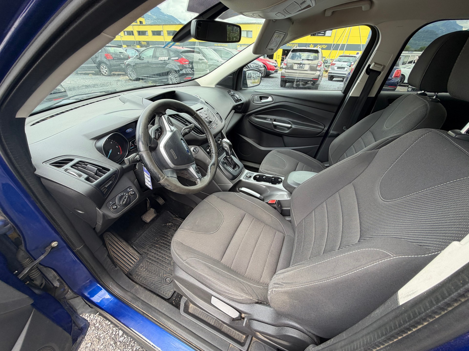 FORD Kuga 2.0 TDCi Titanium 4WD PowerShift-image-9