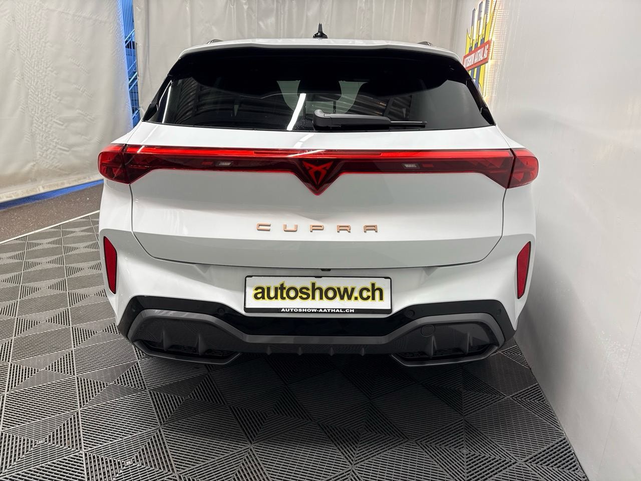 CUPRA Terramar 1.5 eTSI DSG-image-13