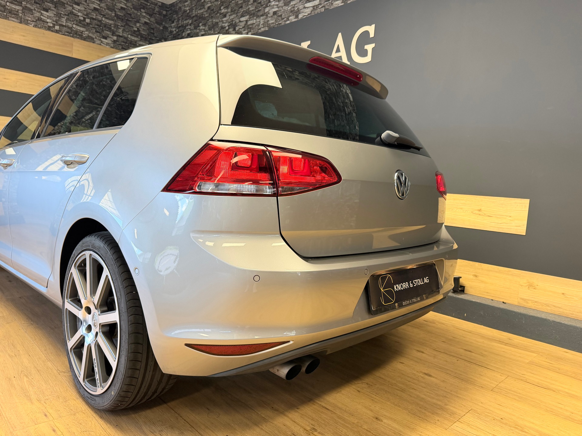 VW Golf 1.4 TSI Highline DSG-image-8