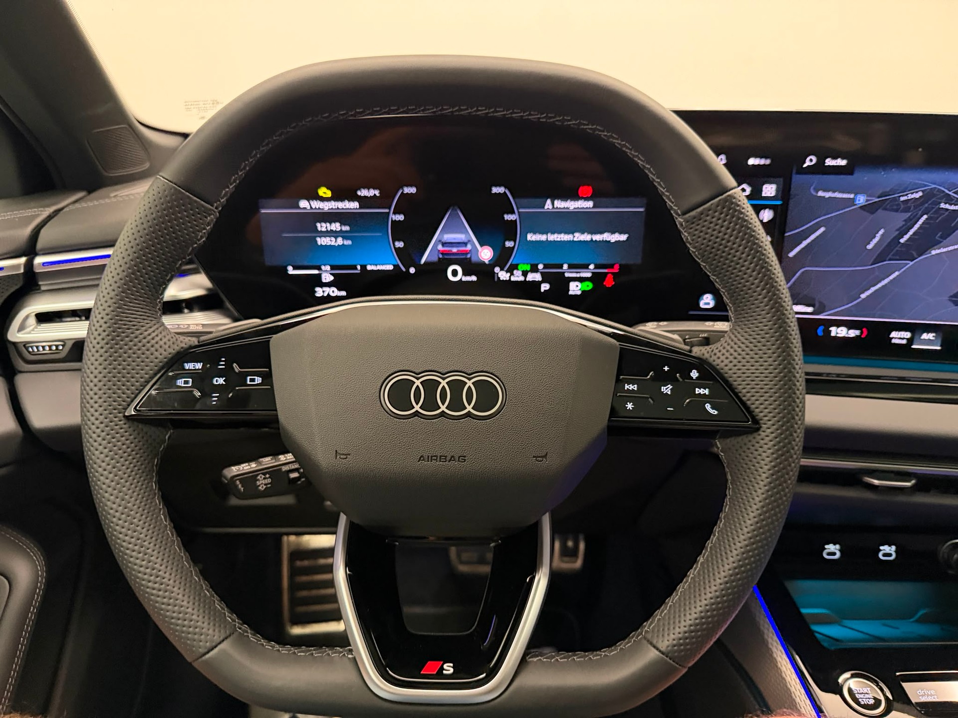 AUDI A6 Avant TDI S-Line quattro 150 kW S tronic-image-22