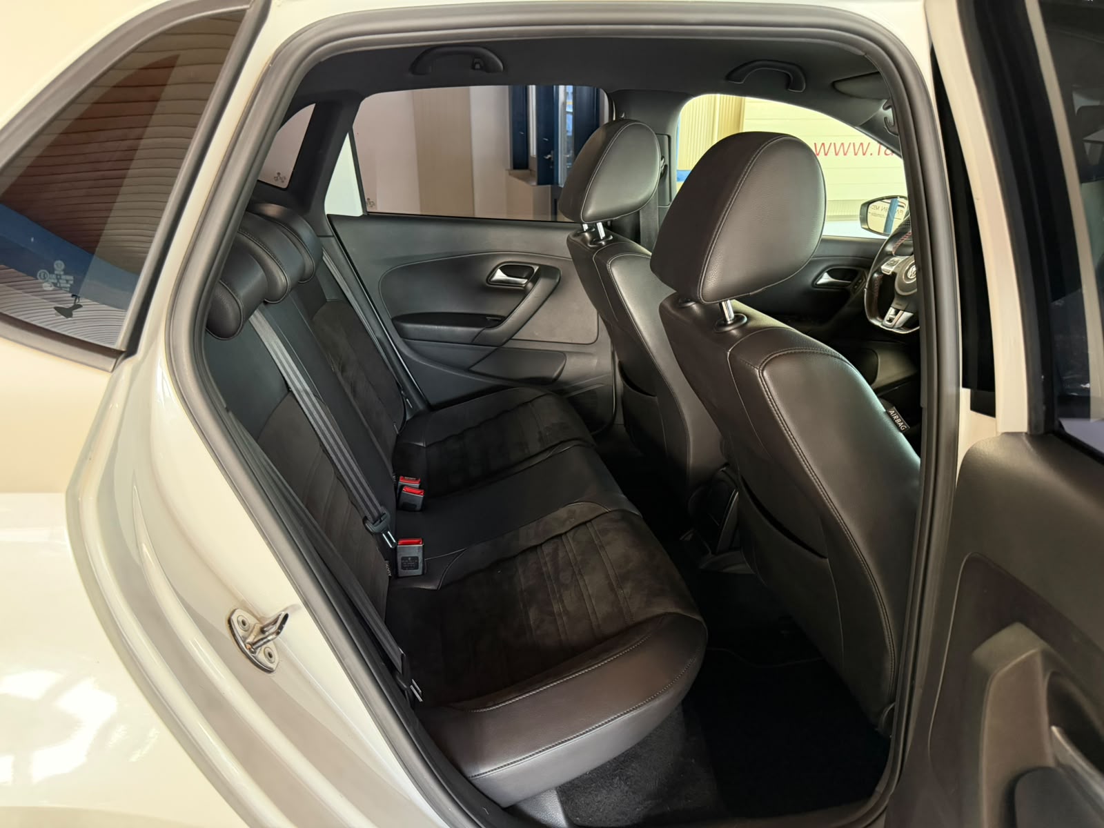 VW Polo 1.4 TSI GTI DSG-image-18