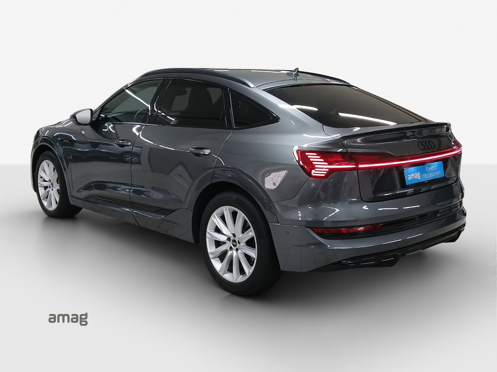 AUDI e-tron 55 Sportback S Line Black Edition quattro-showroom-element-2