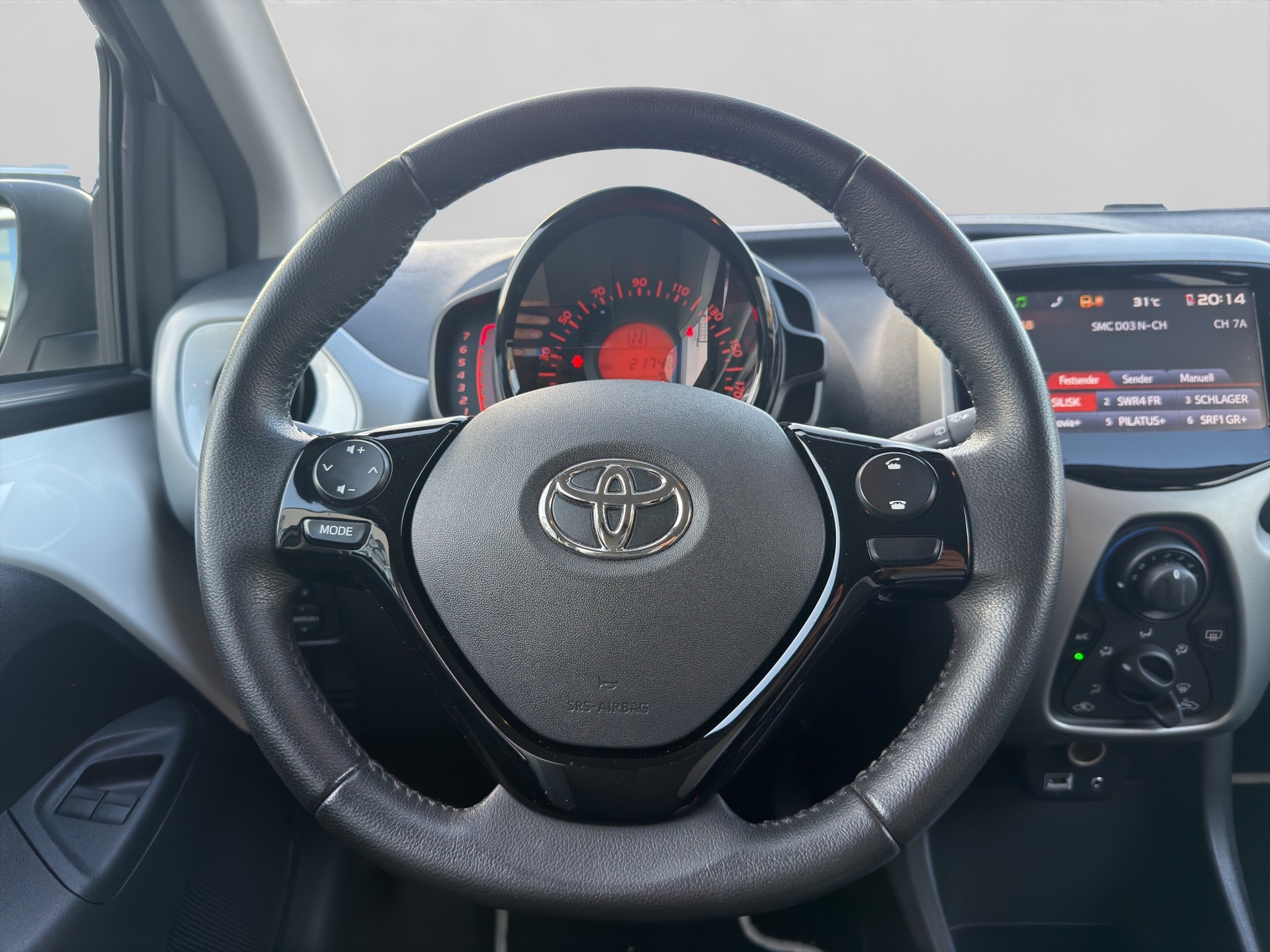 TOYOTA Aygo 1.0 VVT-i Trend MultiMode-image-9