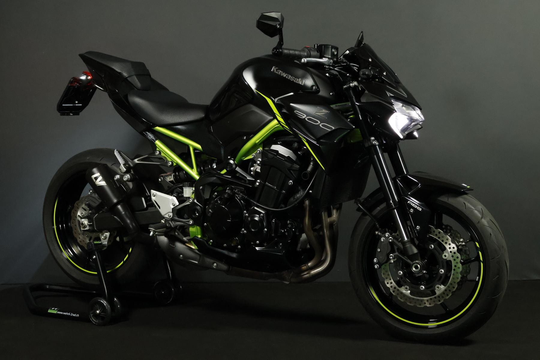 KAWASAKI Z 900 (35/70 KW) Level 3-image-1