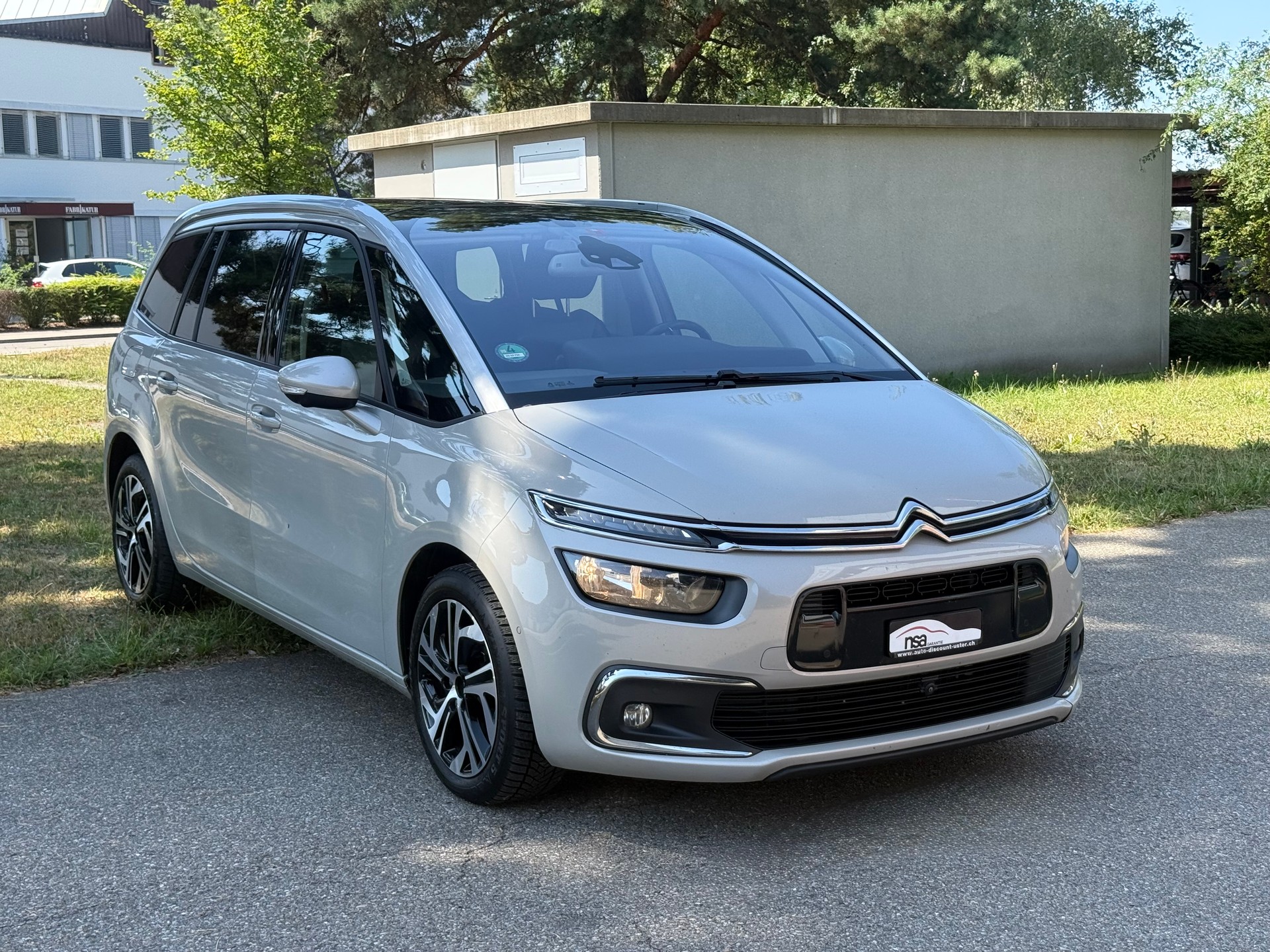CITROEN C4 Spacetourer 2.0 BlueHDi Shine EAT8-image-1