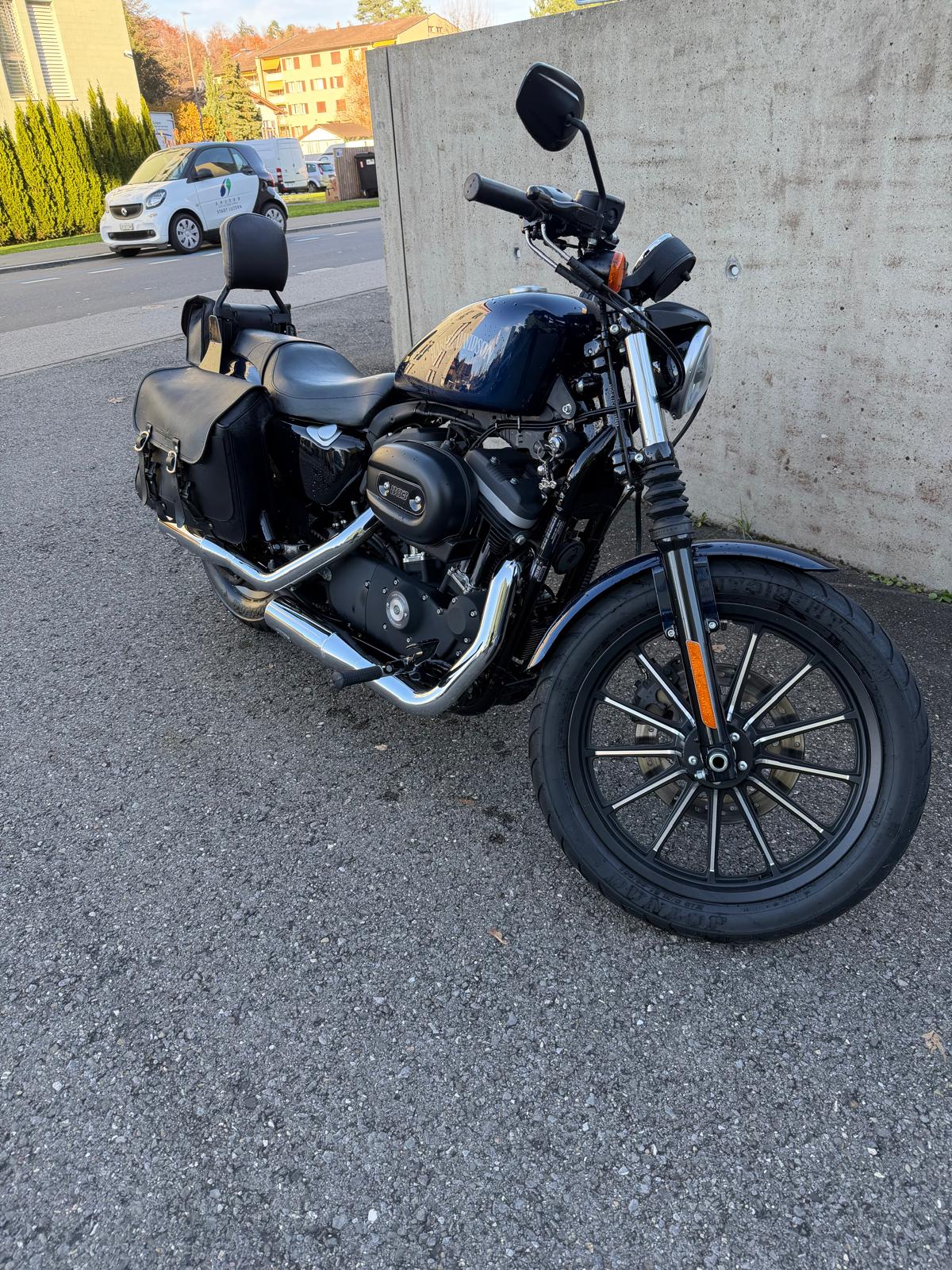 HARLEY-DAVIDSON XL 883 N Sportster Iron-image-0
