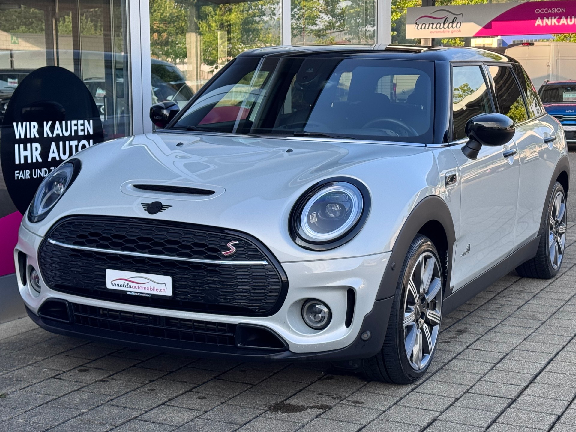 MINI Clubman Cooper S+4x4+Automat+LED+ACC+Navi+Bluetooth+Rückfahrkamera+18"Alu+Getönte Scheiben+Memory+Leder+Sitzheizung+-showroom-element-2