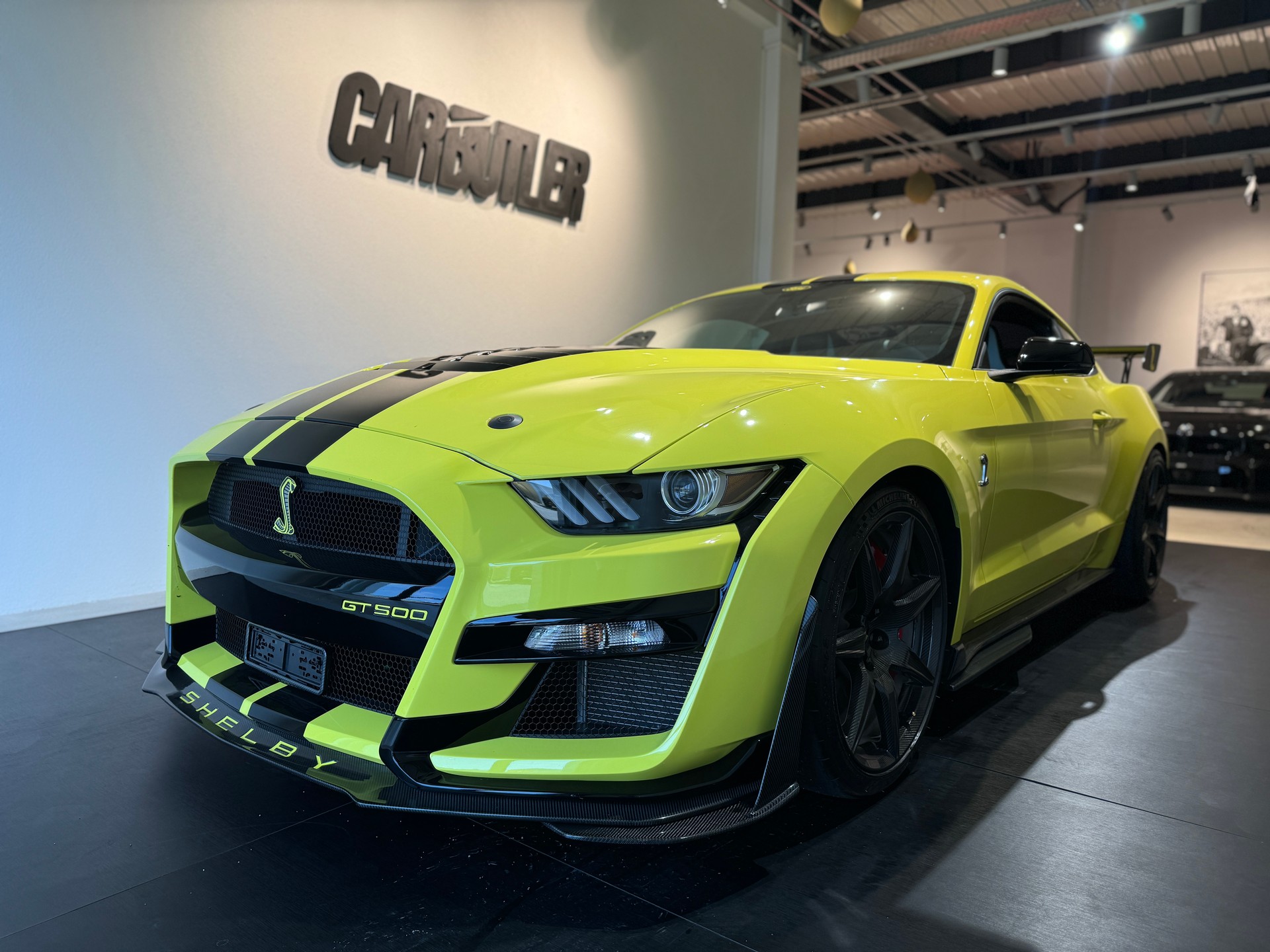 FORD Mustang SHELBY GT500 TRACK 5.2L 774 PS BLACK PREDATOR 🚀 Painted Stripes! 1/1-image-1