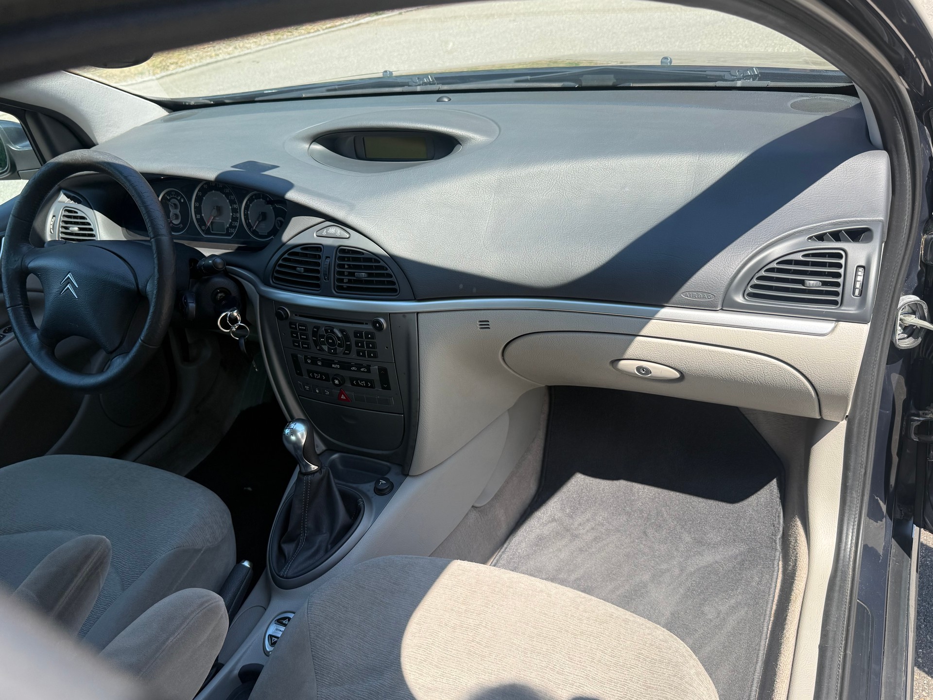 CITROEN C5 Berline 1.6 HDi SX-image-18