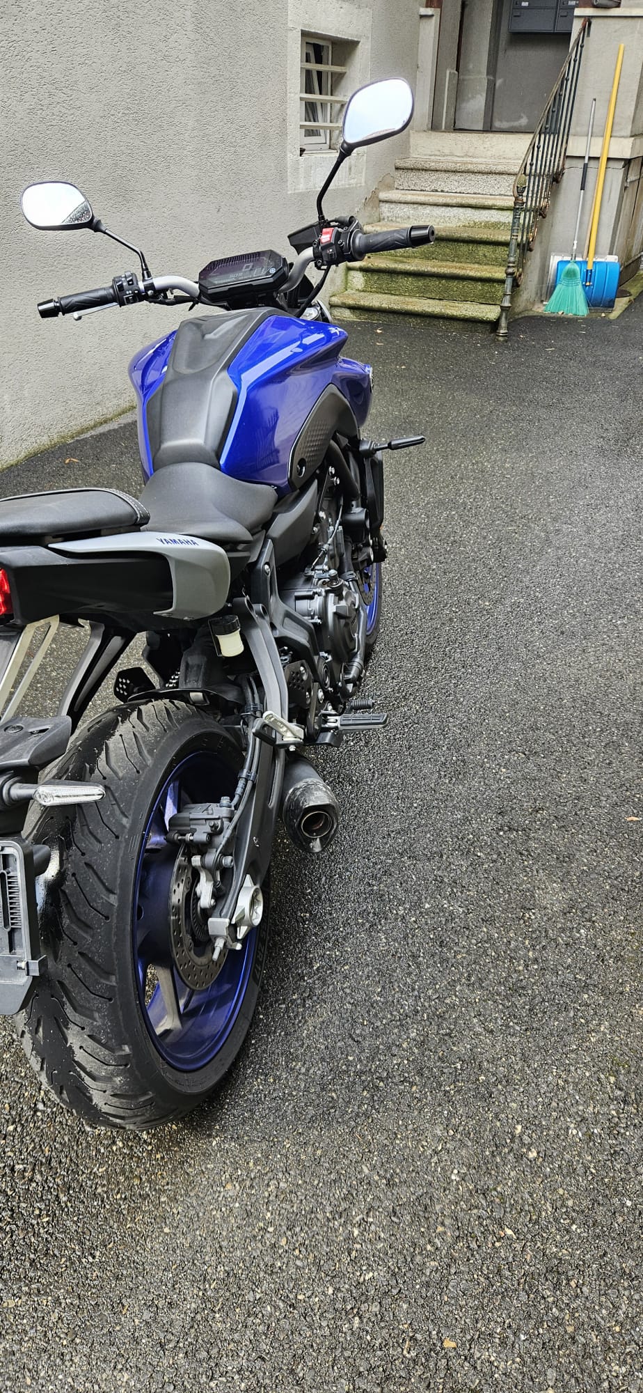 YAMAHA MT-07 ABS (35kW)-image-4