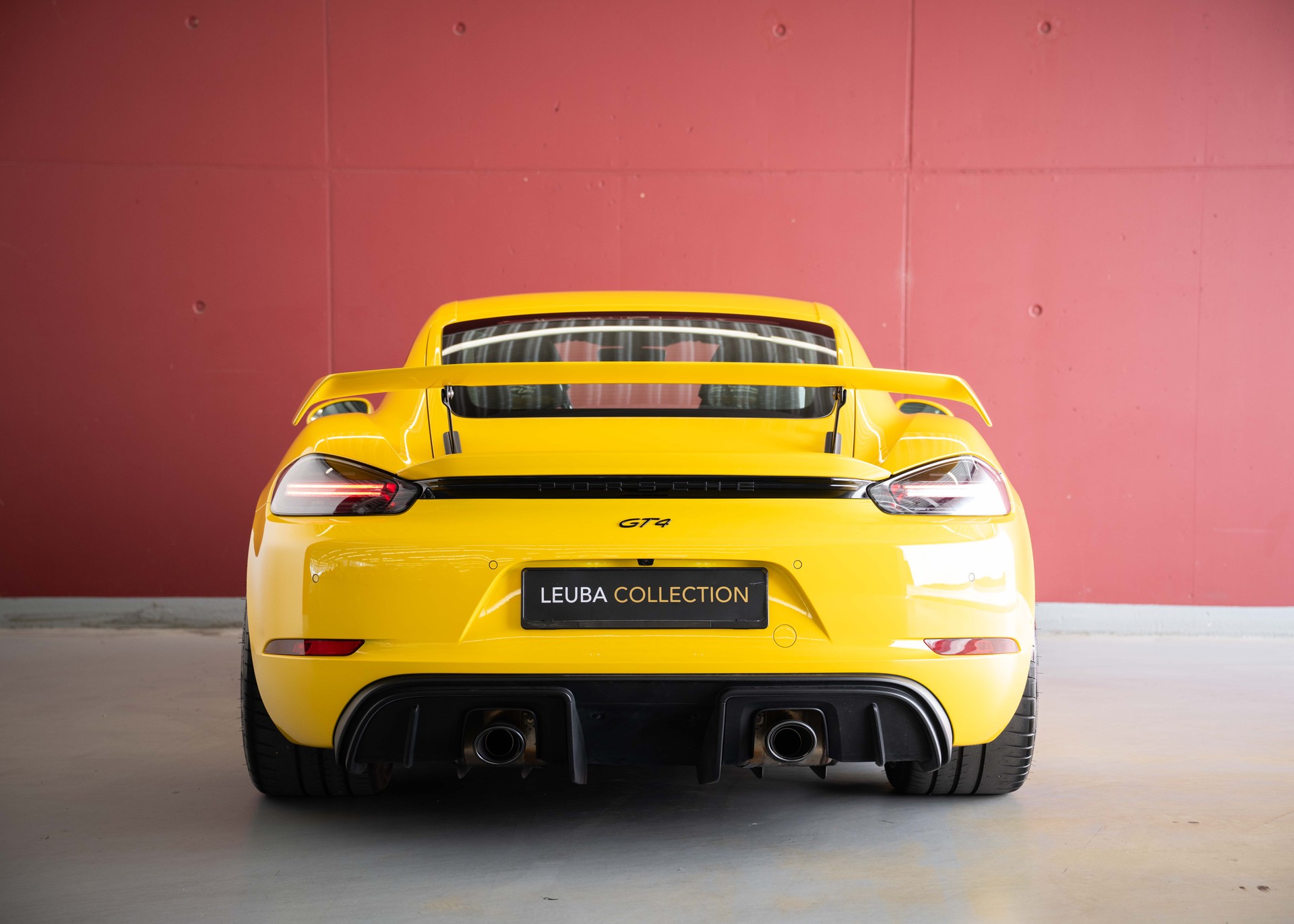 PORSCHE 718 Cayman GT4 (1st hand, Swiss car, fantastic condition, full Porsche history)-showroom-element-3