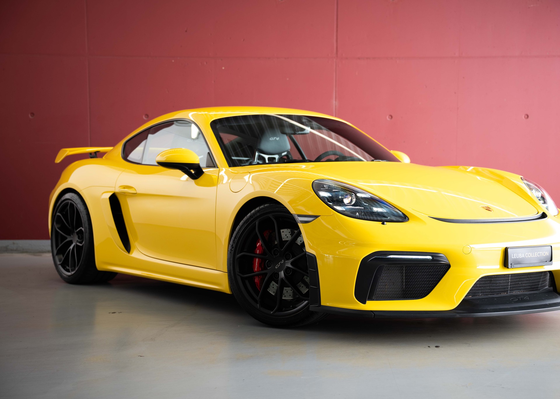 PORSCHE 718 Cayman GT4 (1st hand, Swiss car, fantastic condition, full Porsche history)-image-9