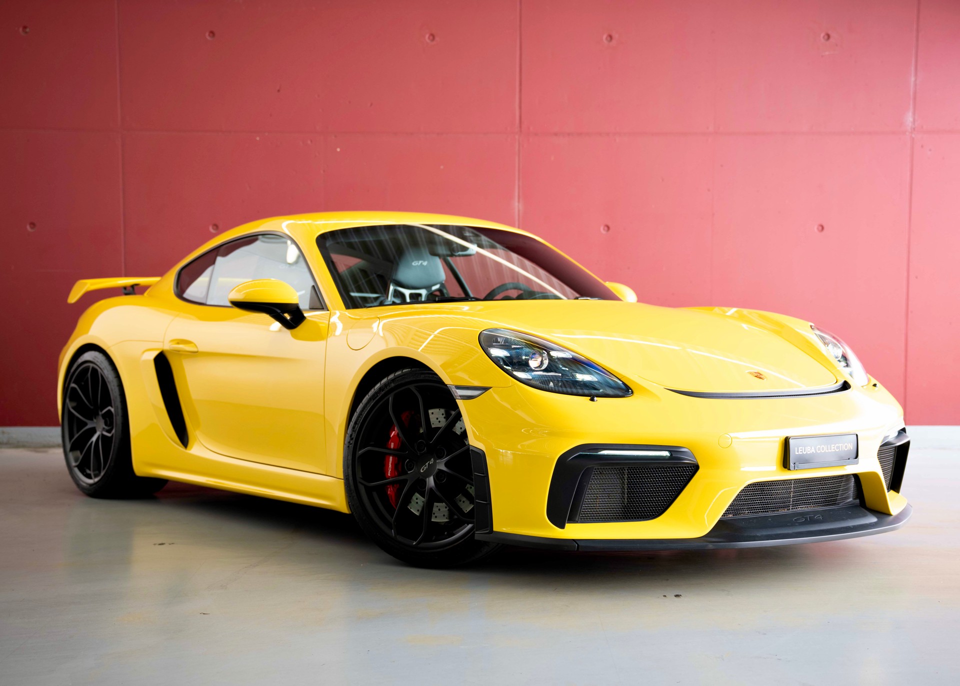 PORSCHE 718 Cayman GT4 (1st hand, Swiss car, fantastic condition, full Porsche history)